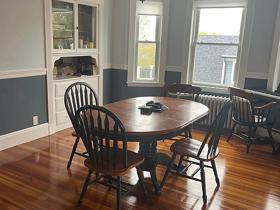 2nd image of 206 Metropolitan Ave Floor 3
