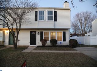 79 Farmhouse Rd, Sicklerville, NJ 08081