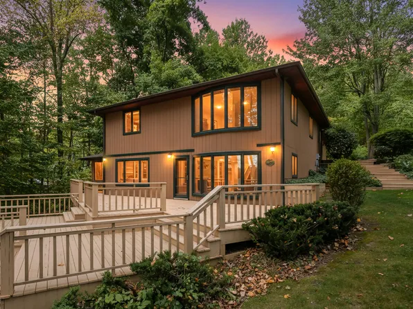 28125 North St, Gobles, MI 49055