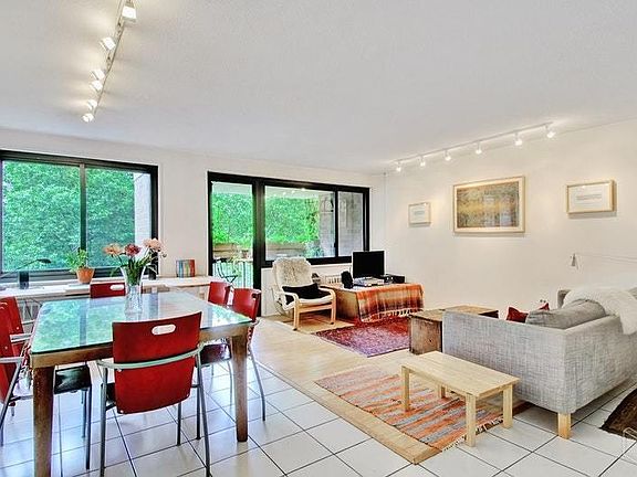 3rd image of 80 Gold St #6L