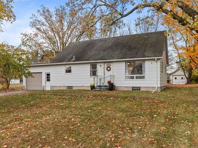 922 Elm St, Manawa, WI, 54949