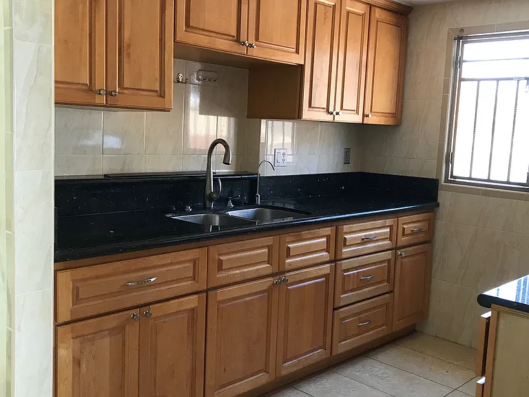 532 Sefton Ave #A — Photo 5