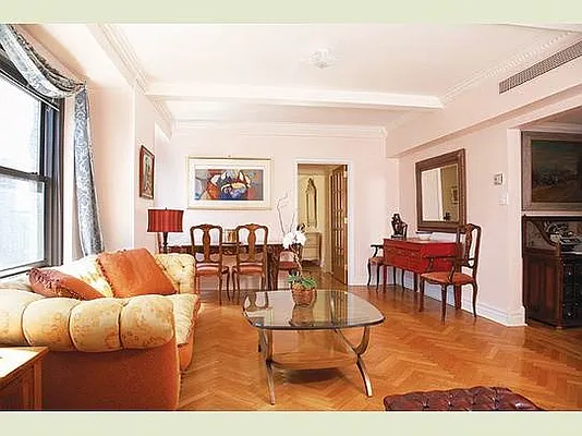 Sold by Stribling | media 11