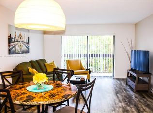 2050 N Congress Ave APT 203, West Palm Beach, FL 33401
