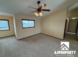 1040 N Main Ave #C, Tea, SD 57064