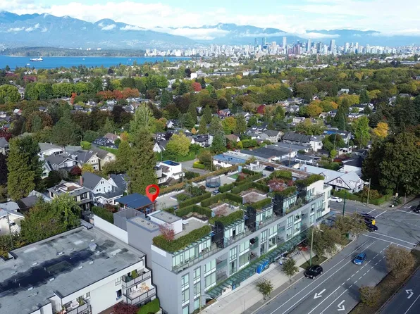 3639 W 16th Ave #401, Vancouver, BC V6R 3C3