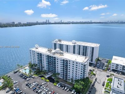 7501 E Treasure Dr APT 2M, North Bay Village, FL, 33141