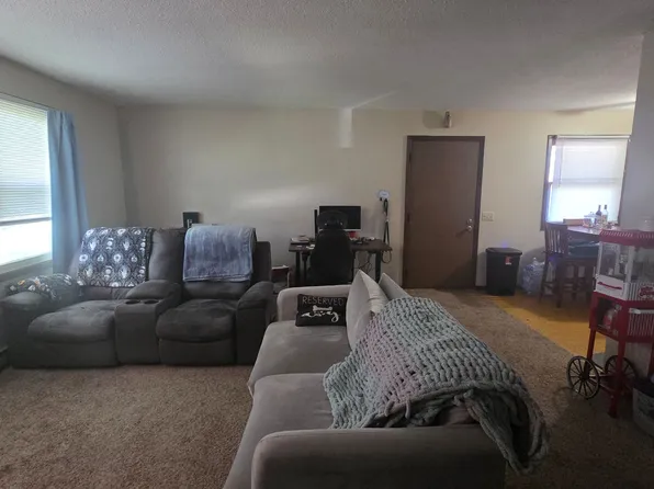 928 First Ave, 928 1st Ave #6, Chippewa Falls, WI 54729