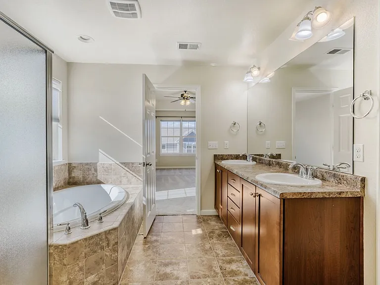 5016 Kimberly Pl — Photo 16