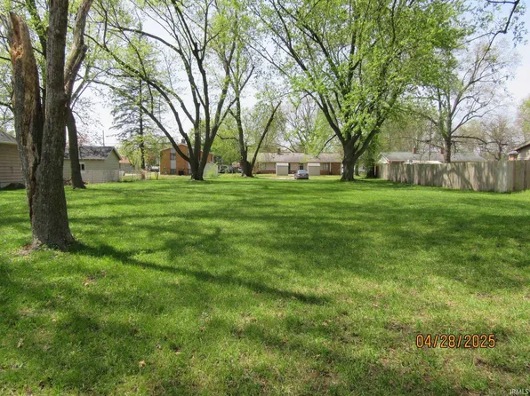 1403 Columbian Ave, Elkhart, IN 46514
