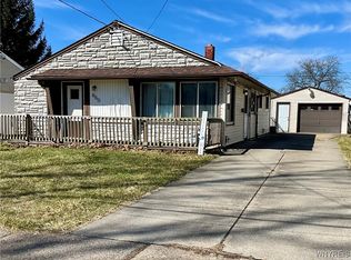 660 67th St, Niagara Falls, NY 14304