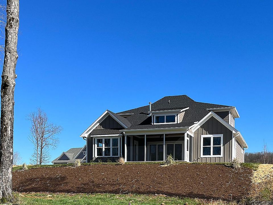 2nd image of 307 Ironwood Ln