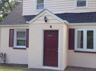 4 Cypress Rd, Suffern, NY 10901