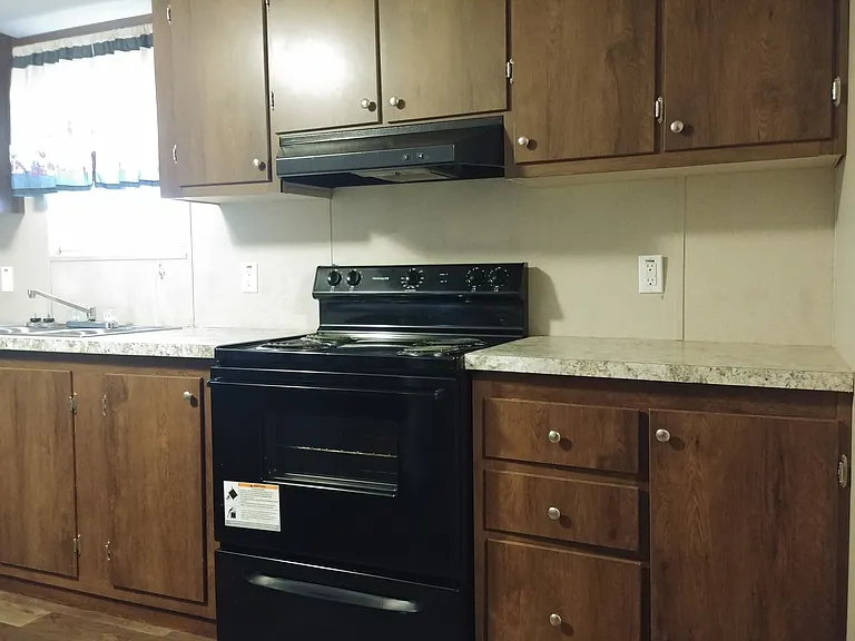 Evergreen Estates — Photo 27