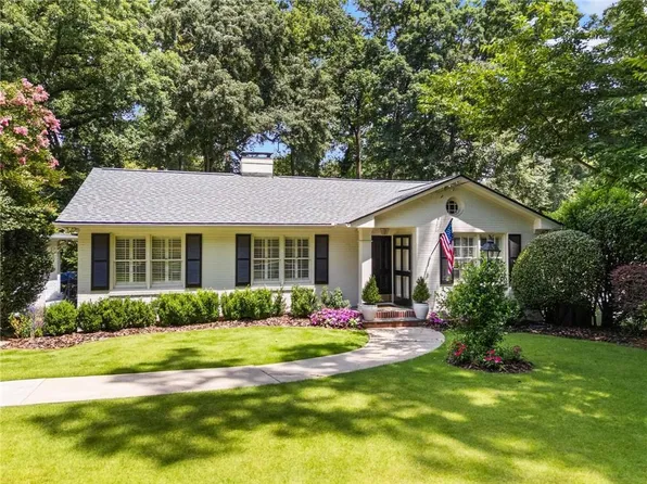 1556 Walthall Ct NW, Atlanta, GA 30318