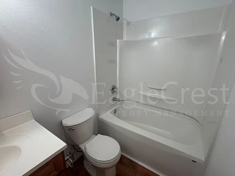 706 S College Ave — Photo 8