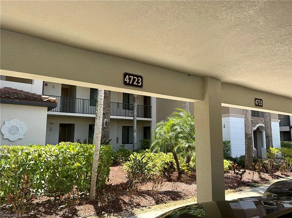 2 bed, 2.0 bath, 1232 sqft, $7,000 — Photo 3