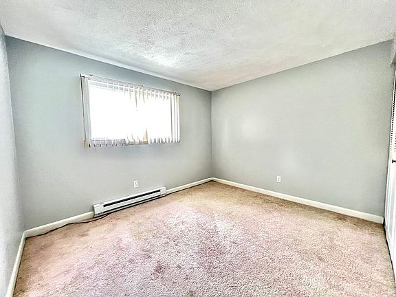 5th image of 54 Fountain Ln #0