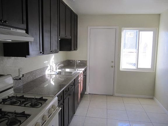 2nd image of 4215 Winona Ave