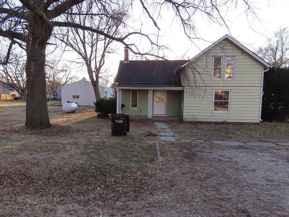 1st image of 518 Walnut St