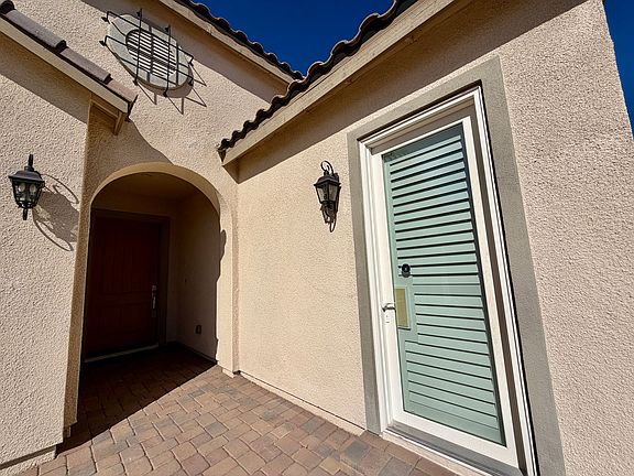 2nd image of 313 Meadow Brush Pl