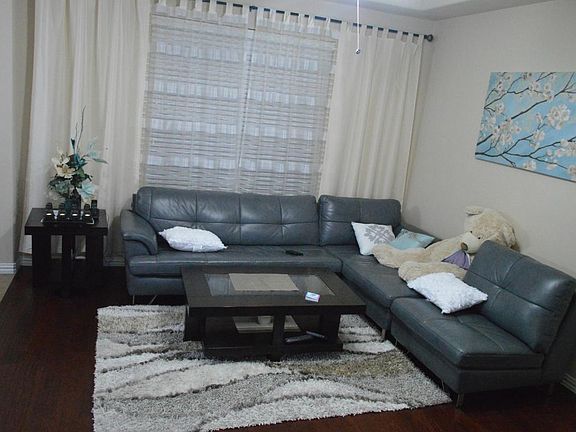 4th image of 4648 Penelope Ln