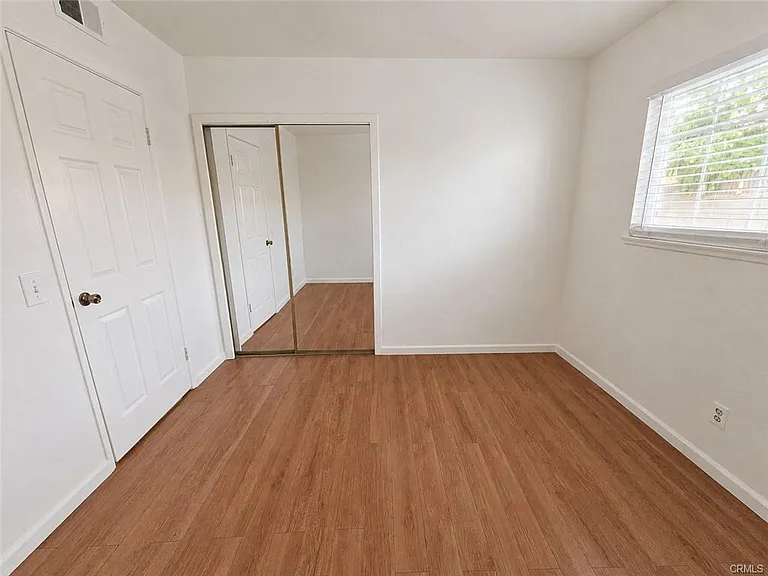2640 Batson St — Photo 9