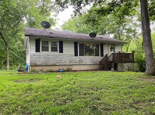 1240 State Route 143, Greenville, IL 62246