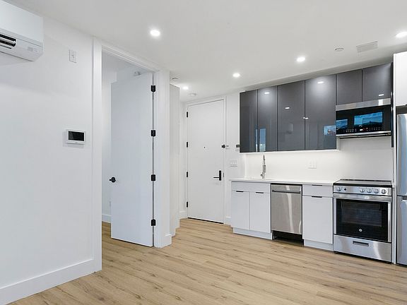 2nd image of 2484 Bedford Ave #6B