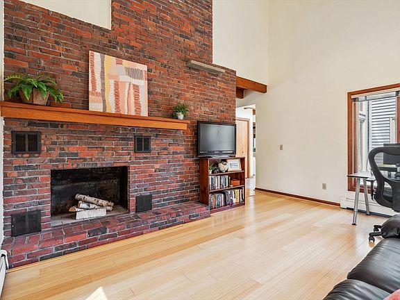 5th image of 46 Kirkland Dr