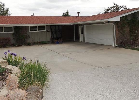 4th image of 2781 Greenbriar Dr