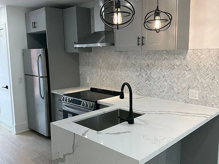 242 Christie St — Photo 2