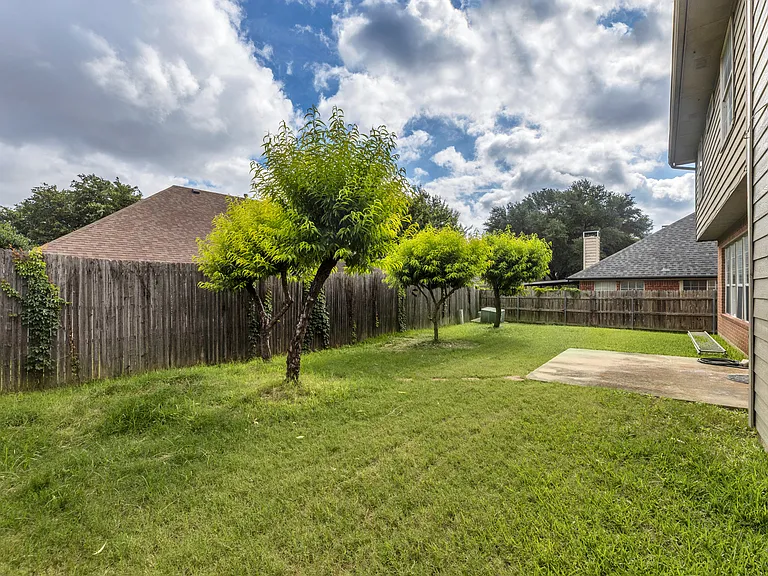 2822 Alcot Ln — Photo 10