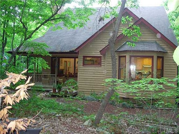 2nd image of 3508 Lyric Cir