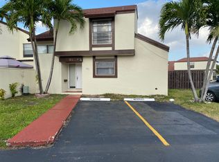 591 NW 99th Ct #591, Miami, FL 33172