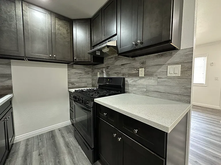 1333 W Stoneridge Ct #2 — Photo 6