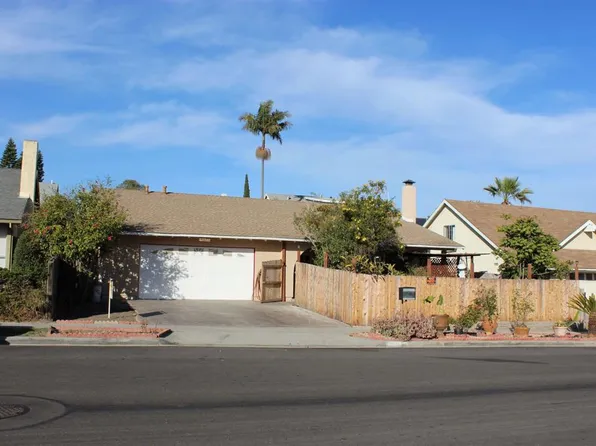 4126 Galbar St, Oceanside, CA 92056