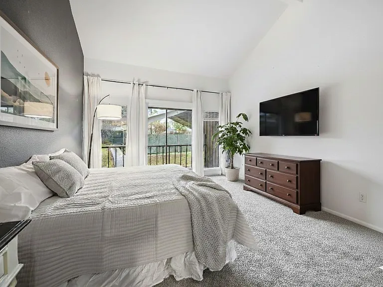 3226 Poe Dr — Photo 21