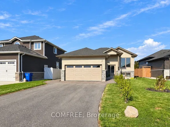 32 Hawthorne Cres, Chatham Kent, ON N0P 2L0