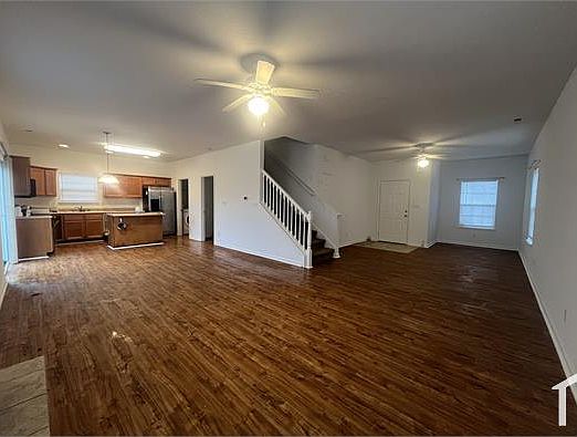 4th image of 857 Hildebrand Dr