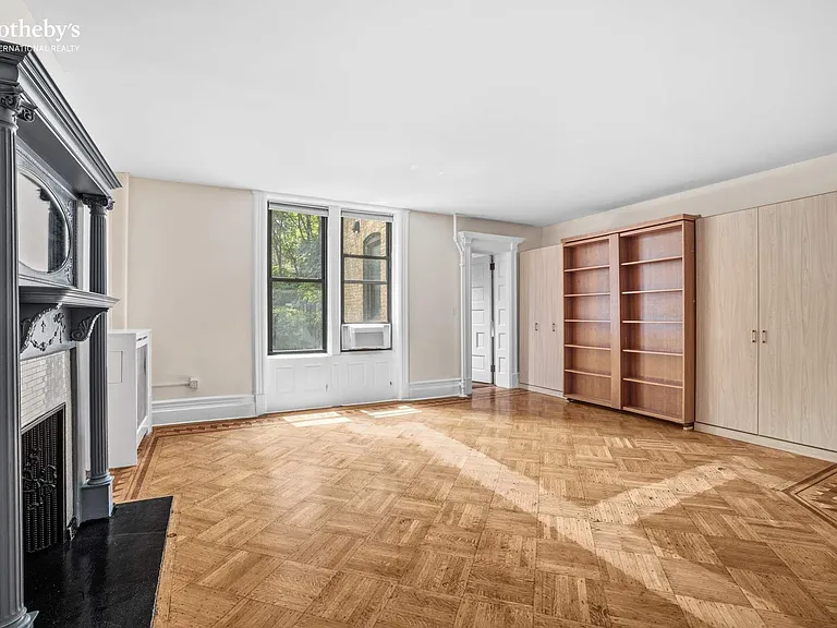 322 W 89th St #3W — Photo 4