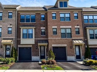 3675 Ambrose Hills Rd, Falls Church, VA 22041