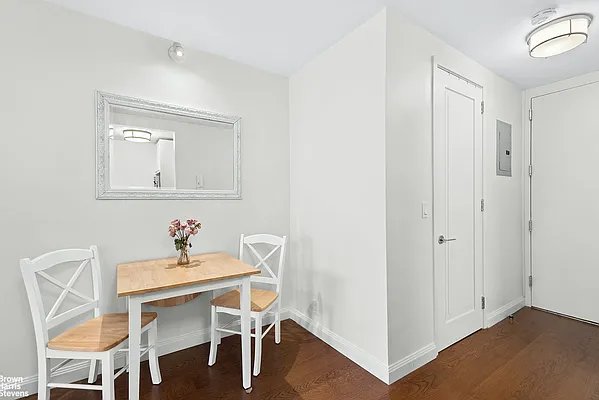 Rented by Brown Harris Stevens | media 16