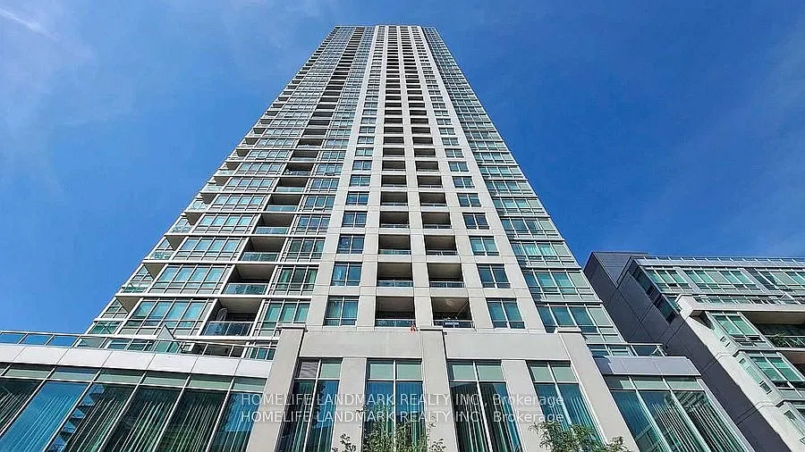 120 Homewood Ave #902