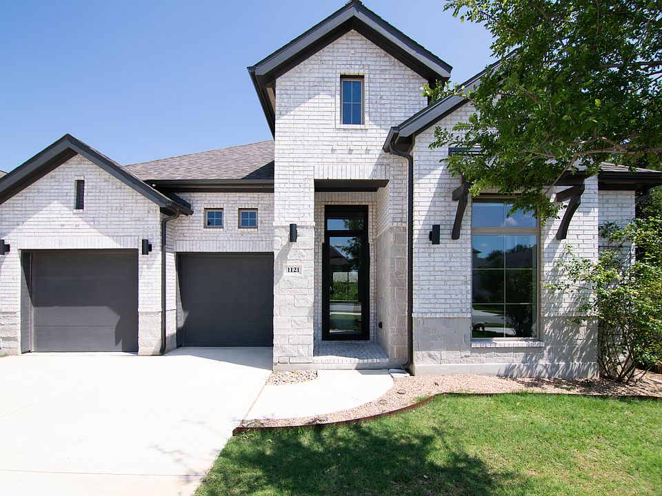 1st image of 1121 Wolf Hollow Dr