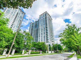 17 Anndale Dr #810, Toronto, ON M2N 2W7