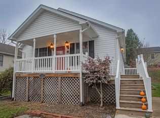 718 Mecca St NE, Roanoke, VA 24012