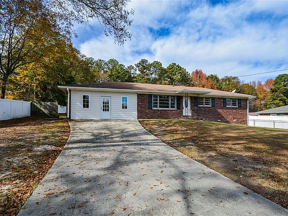 3rd image of 807 McKenney Ln