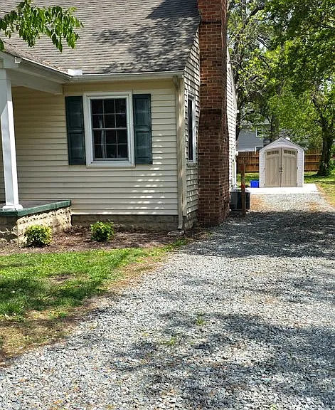 205 W London Ave — Photo 24