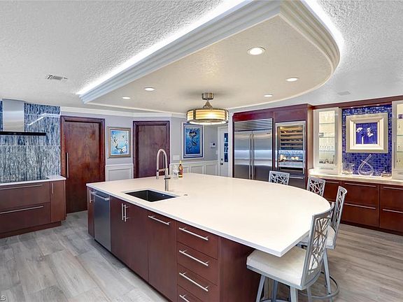 2nd image of 27339 Elwood Dr